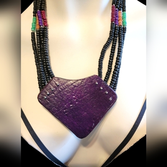 Vintage Art to Wear Abstract Funky Carved Wood Pendant Beaded Statement Necklace - Picture 5 of 7